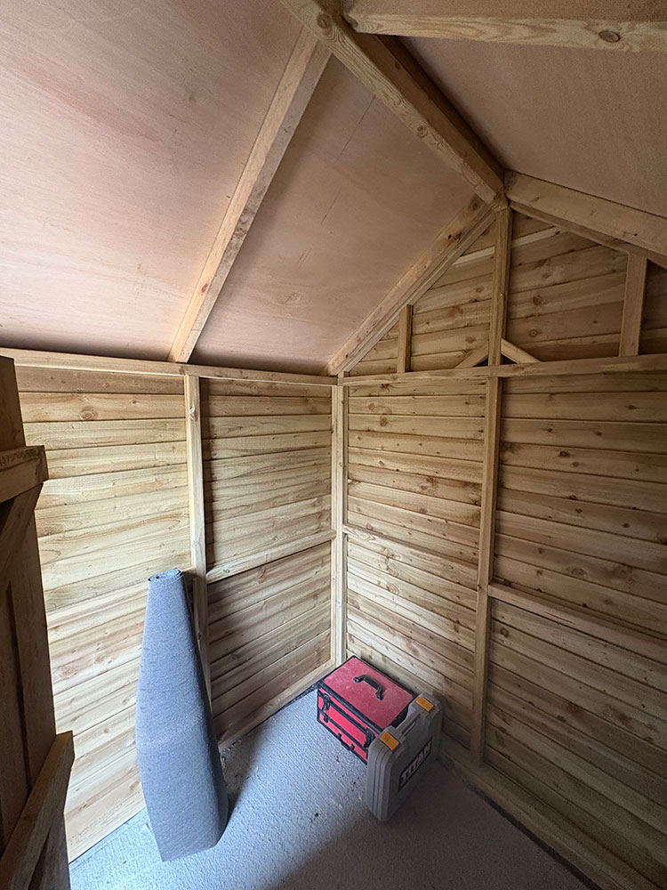 Garden shed 03