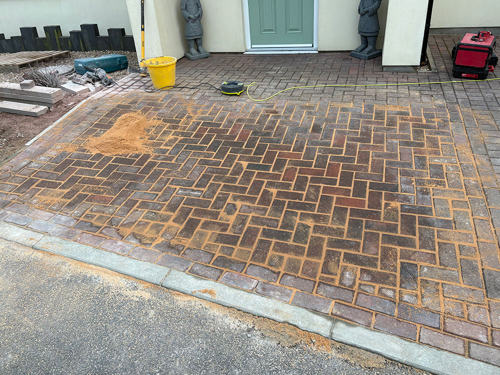 Paved driveway 02